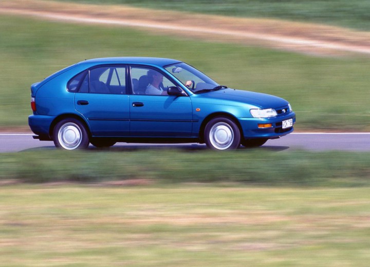 Технически характеристики за Toyota Corolla Hatch (E10) - picture 2