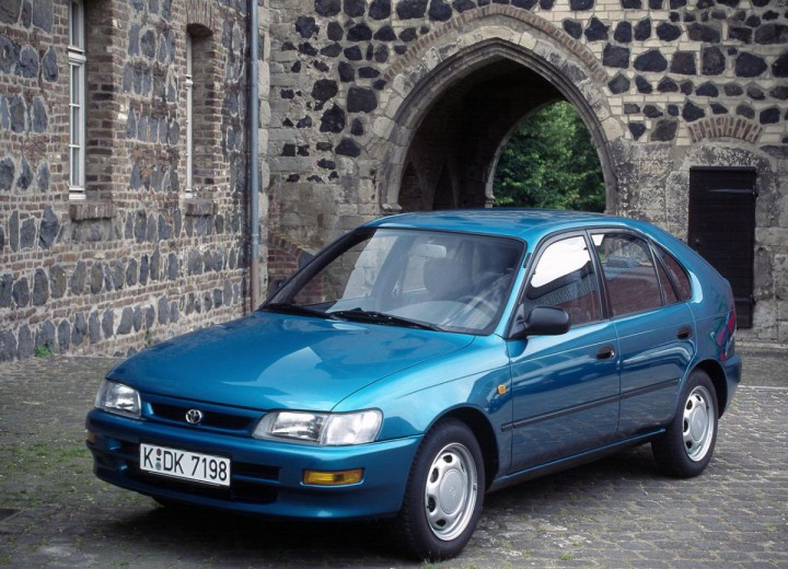 Технически характеристики за Toyota Corolla Hatch (E10) - picture 1
