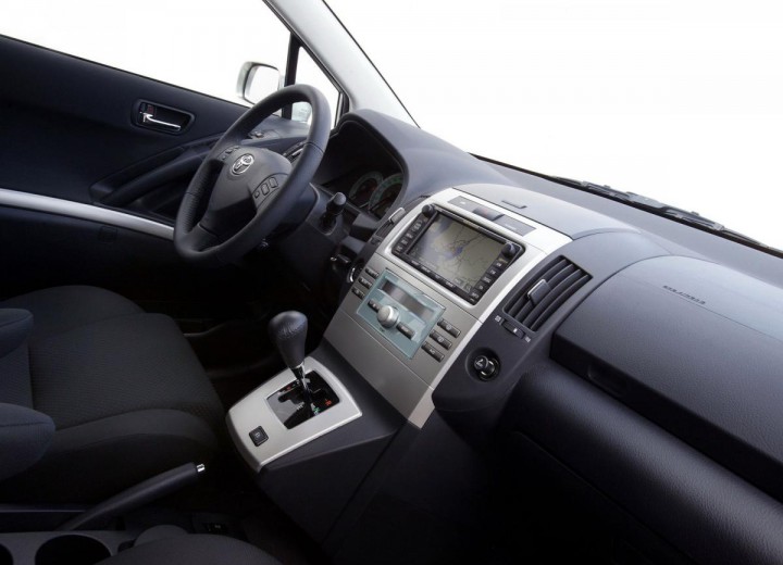 Toyota Corolla Verso II teknik özellikleri - picture 4