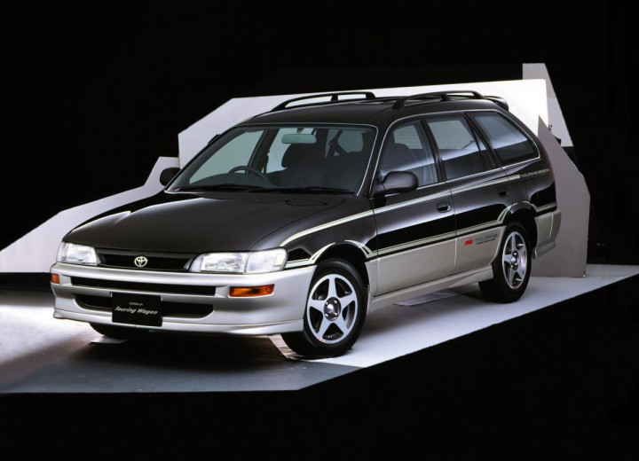 Toyota Corolla Wagon (E10) teknik özellikleri - picture 1