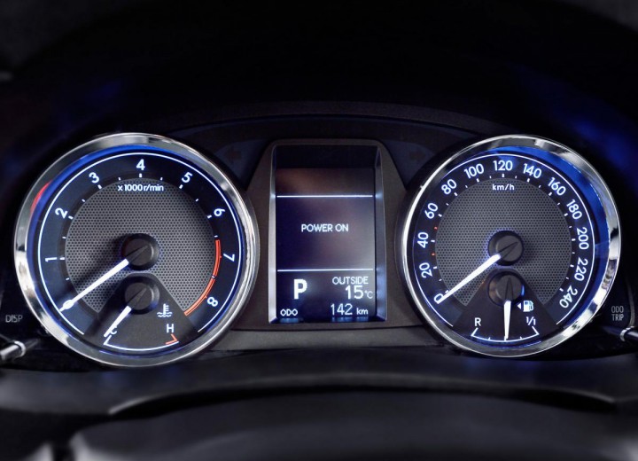 Especificaciones técnicas de Toyota Corolla XI (E160, E170) - picture 6