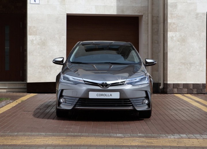 Technische Daten und Spezifikationen für Toyota Corolla XI (E160) Restyling  - picture 2