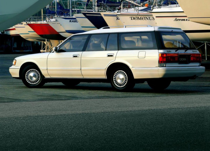 Technical specifications and characteristics for【Toyota Crown Wagon (GS130)】 - picture 2