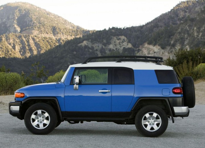 Технические характеристики о Toyota FJ Cruiser - picture 2