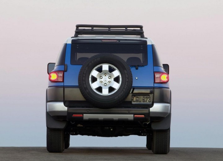 Технические характеристики о Toyota FJ Cruiser - picture 5
