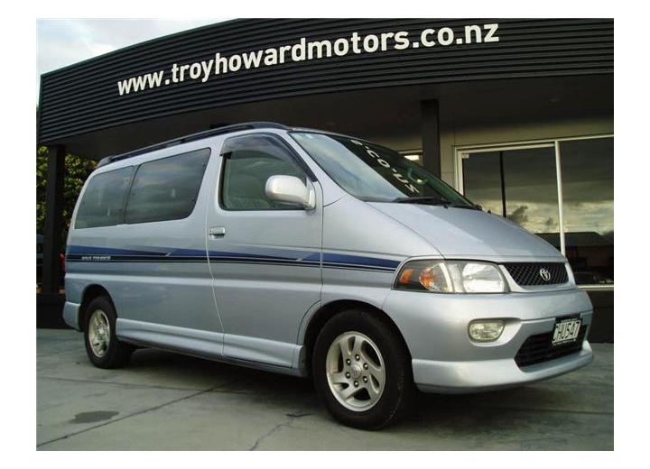 Caratteristiche tecniche di Toyota Hiace Regius - picture 1