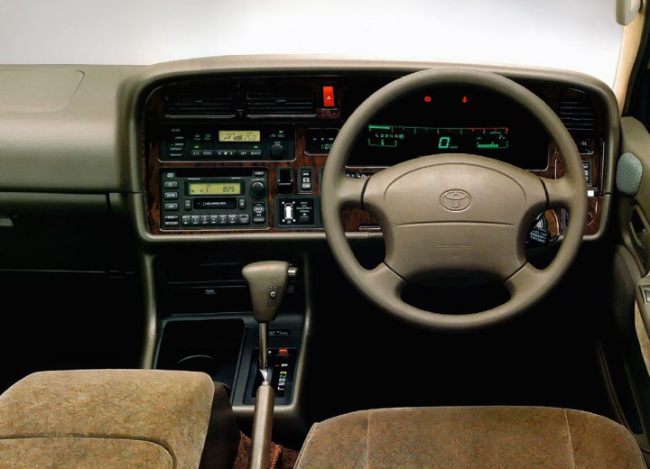 Especificaciones técnicas de Toyota Hiace - picture 3