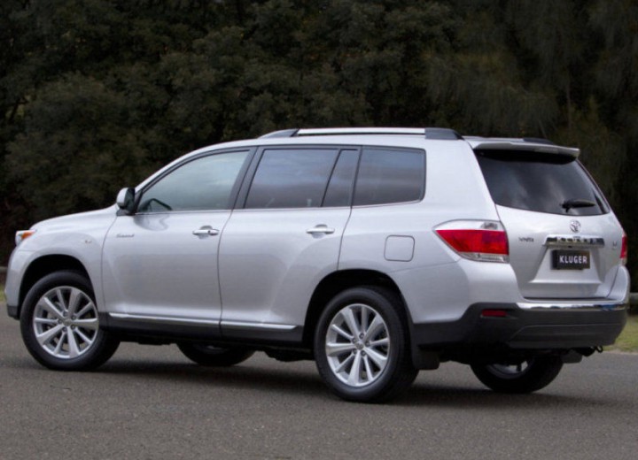Technical specifications and characteristics for【Toyota Kluger V】 - picture 2