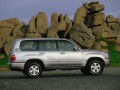 Caractéristiques techniques de Toyota Land Cruiser 100 J10 - picture 2
