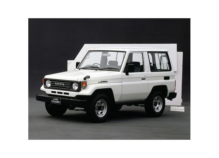 Τεχνικά χαρακτηριστικά για Toyota Land Cruiser 100 J7 - picture 1