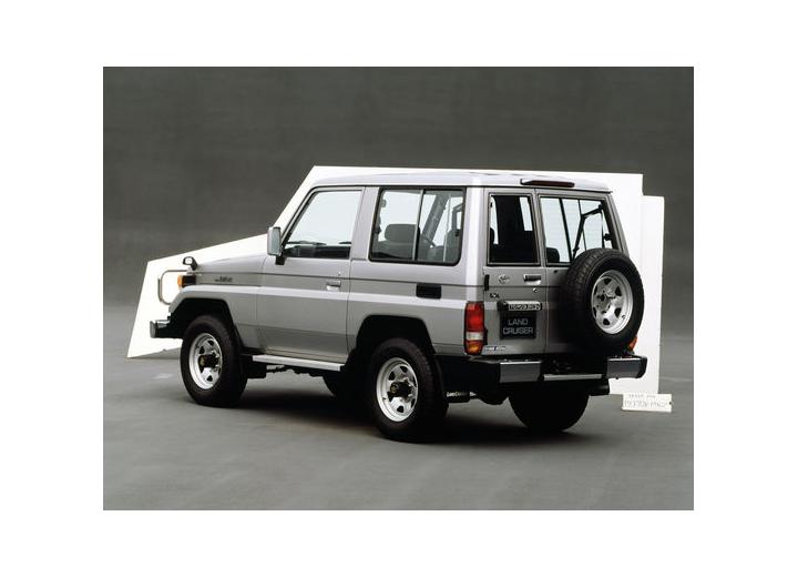 Τεχνικά χαρακτηριστικά για Toyota Land Cruiser 100 J7 - picture 2