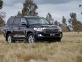 Caractéristiques techniques de Toyota Land Cruiser 200 Restyling II - picture 2