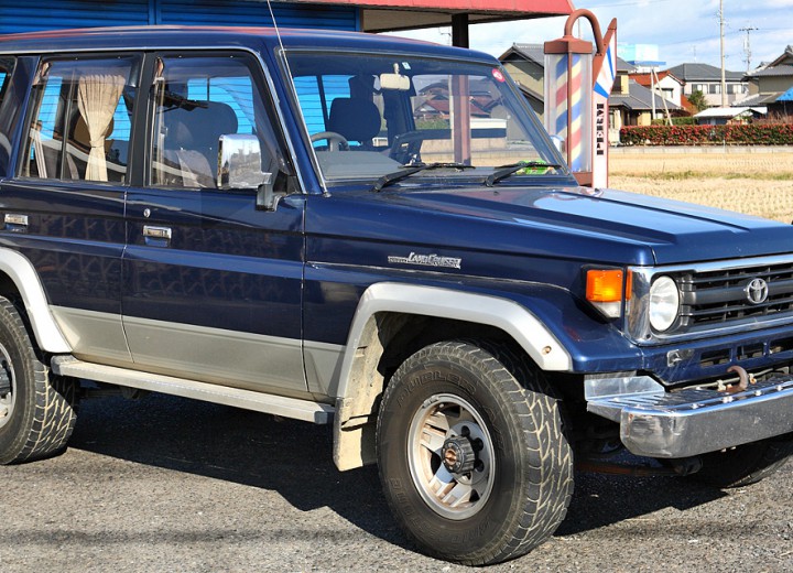 Caractéristiques techniques de Toyota Land Cruiser 70 (HZJ70) - picture 2