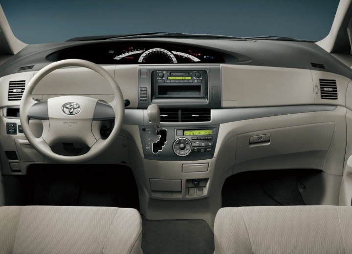 Technical specifications and characteristics for【Toyota Previa】 - picture 4