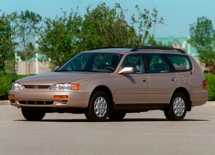 Technische Daten und Spezifikationen für Toyota Scepter SW (V15) - picture 1