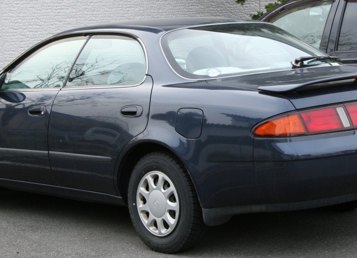 Technische Daten und Spezifikationen für Toyota Sprinter Marino - picture 2
