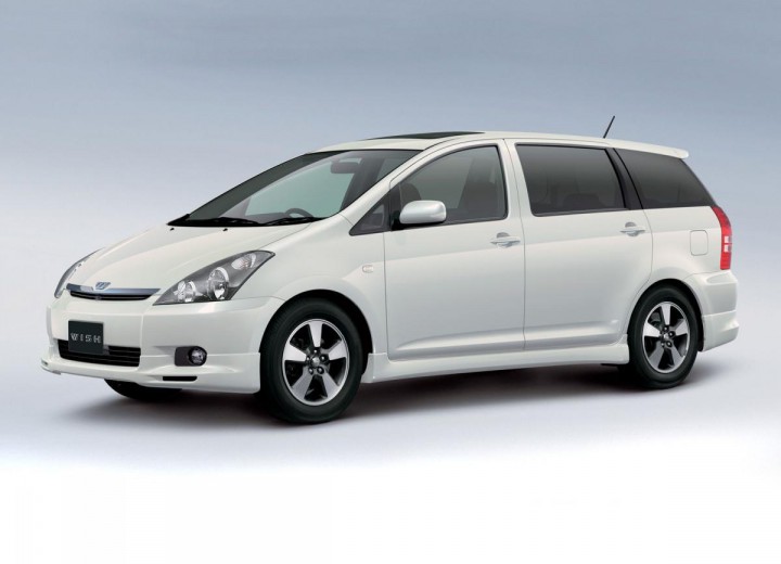 Caractéristiques techniques de Toyota Wish - picture 1