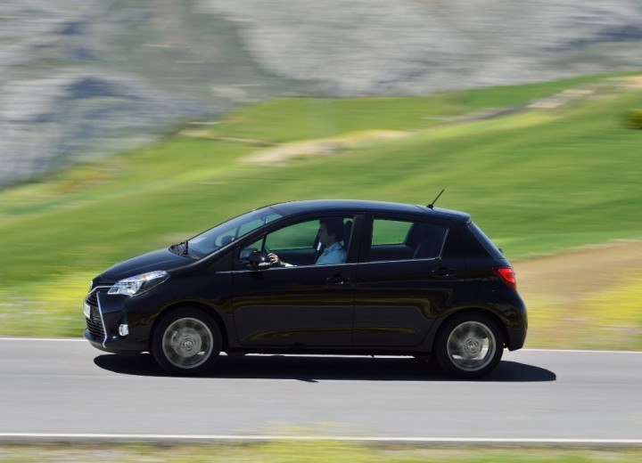 Especificaciones técnicas de Toyota Yaris III Restyling - picture 3