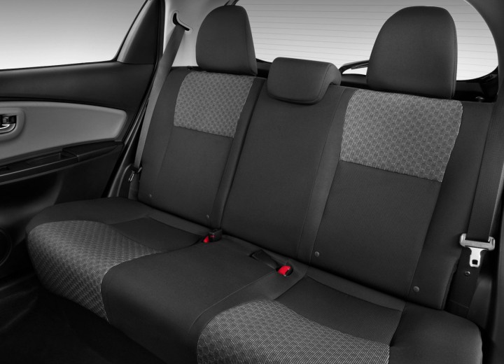Especificaciones técnicas de Toyota Yaris III Restyling - picture 10