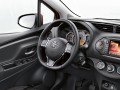 Especificaciones técnicas de Toyota Yaris III Restyling - picture 9