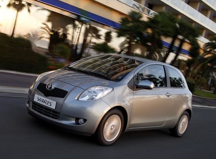 Especificaciones técnicas de Toyota Yaris (P2) - picture 16