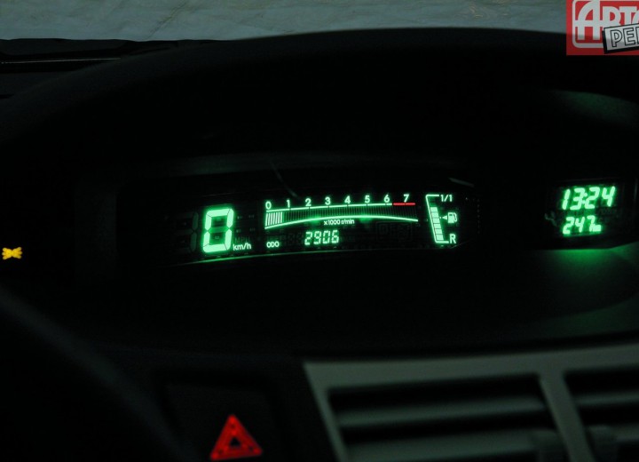 Especificaciones técnicas de Toyota Yaris (P2) - picture 8