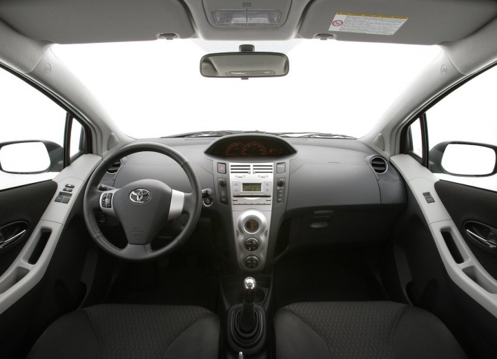 Especificaciones técnicas de Toyota Yaris (P2) - picture 5
