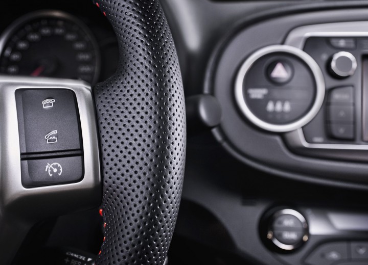 Технически характеристики за Toyota Yaris (P3) - picture 10