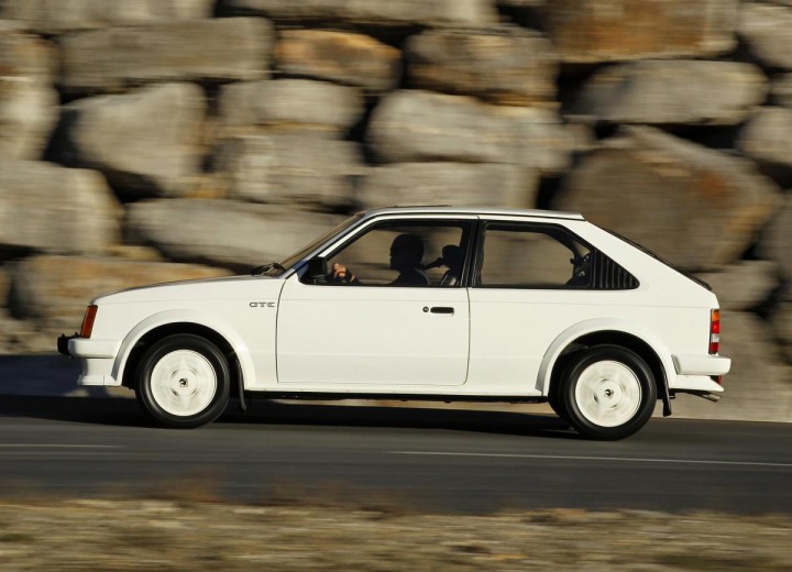 Vauxhall Astra CC teknik özellikleri - picture 1