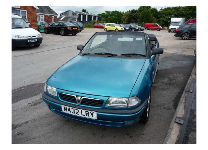 Технические характеристики о Vauxhall Astra Mk III Convertible - picture 2