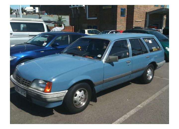 Specificații tehnice pentru Vauxhall Carlton Mk II Estate - picture 2