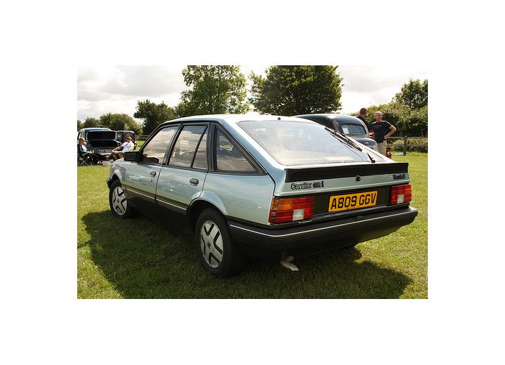Технические характеристики о Vauxhall Cavalier Mk II CC - picture 3