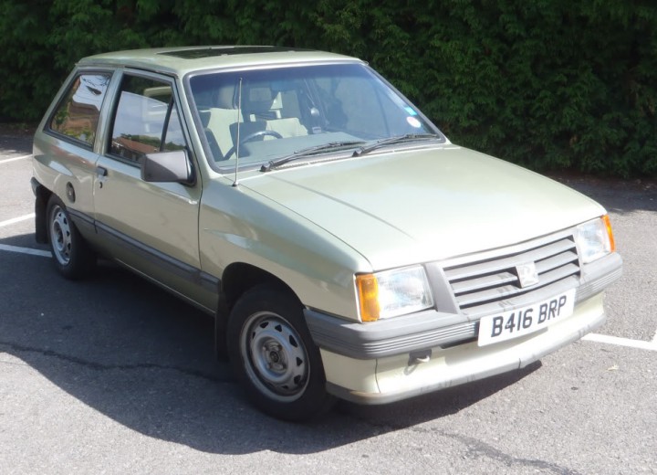 Технические характеристики о Vauxhall Nova CC - picture 1