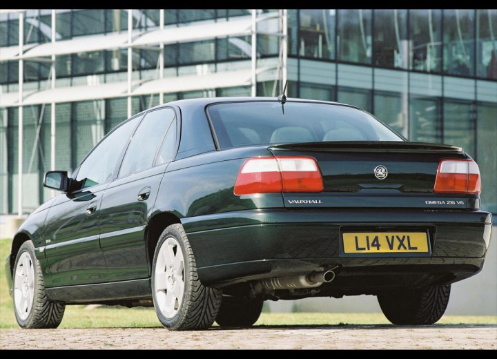 Technical specifications and characteristics for【Vauxhall Omega】 - picture 2