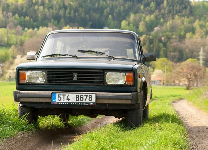 Technische Daten und Spezifikationen für VAZ (Lada) 21044 - picture 1