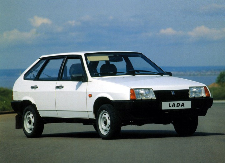 VAZ (Lada) 21093 teknik özellikleri - picture 1