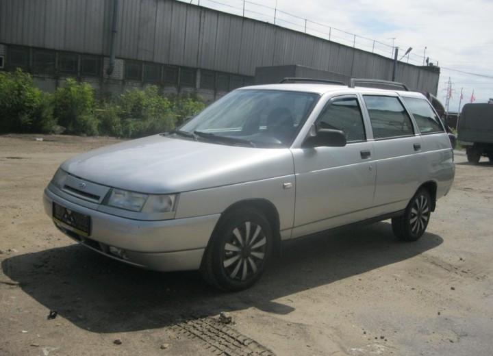 Technische Daten und Spezifikationen für VAZ (Lada) 21114 - picture 1