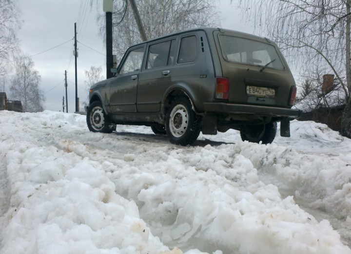 Technische Daten und Spezifikationen für VAZ (Lada) 2131i - picture 3