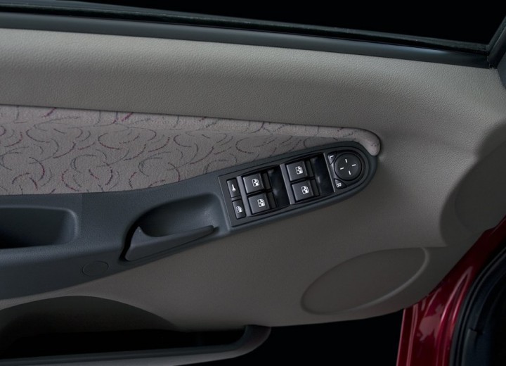 Technische Daten und Spezifikationen für VAZ (Lada) Kalina I Sedan - picture 8