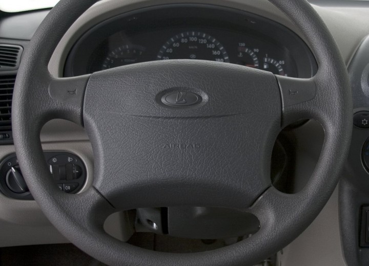Technische Daten und Spezifikationen für VAZ (Lada) Kalina I Sedan - picture 5