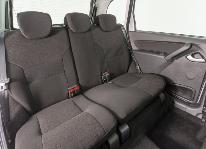 Technische Daten und Spezifikationen für VAZ (Lada) Kalina II Combi - picture 13
