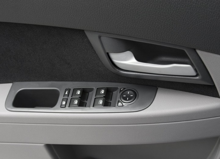 Technische Daten und Spezifikationen für VAZ (Lada) Priora Combi - picture 9