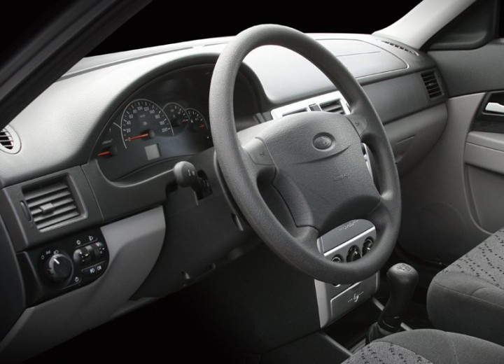 Technische Daten und Spezifikationen für VAZ (Lada) Priora Combi - picture 6