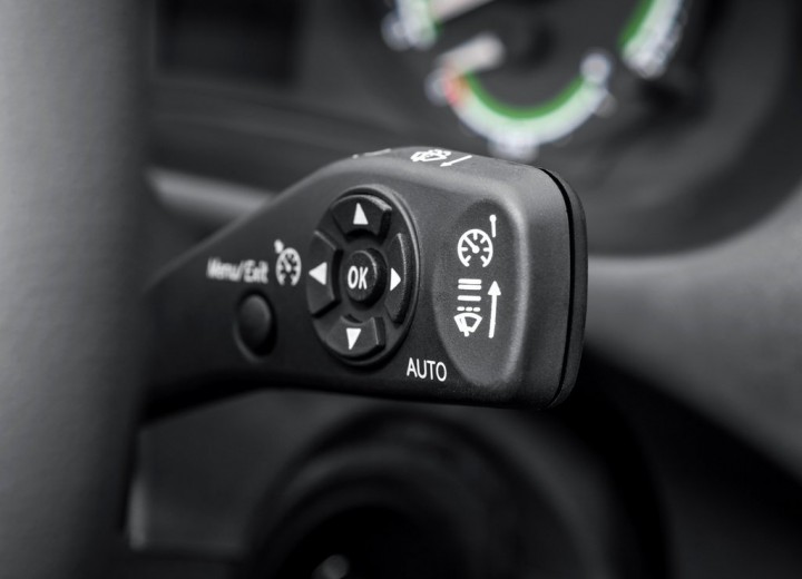 Technische Daten und Spezifikationen für VAZ (Lada) Priora I Combi Restyling - picture 11
