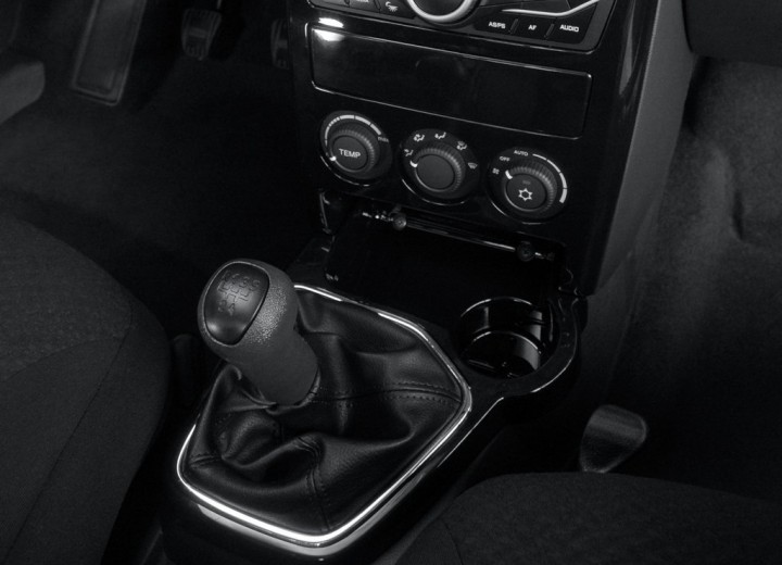 Technische Daten und Spezifikationen für VAZ (Lada) Priora I Combi Restyling - picture 12
