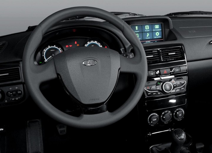 Technische Daten und Spezifikationen für VAZ (Lada) Priora I Combi Restyling - picture 7