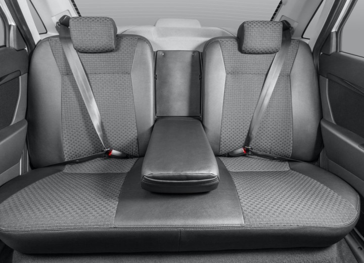 Technische Daten und Spezifikationen für VAZ (Lada) Priora I Hatchback Restyling - picture 12