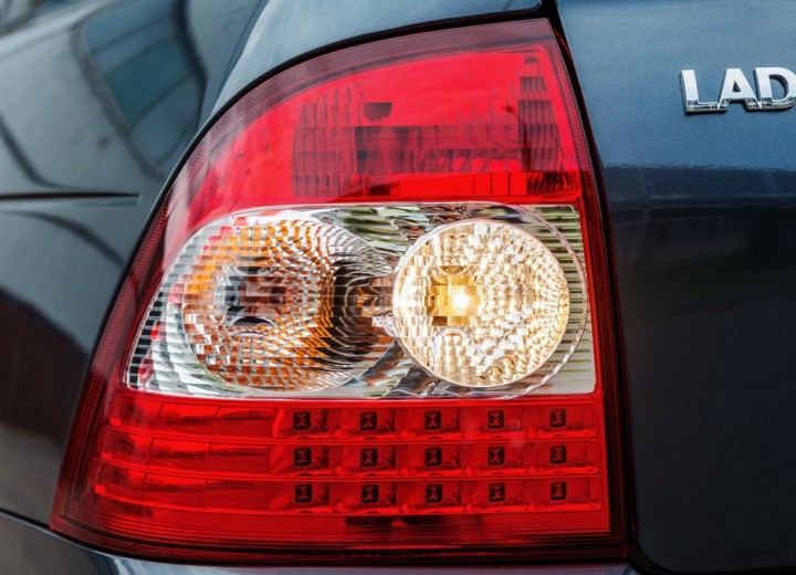 Technische Daten und Spezifikationen für VAZ (Lada) Priora I Sedan Restyling - picture 14