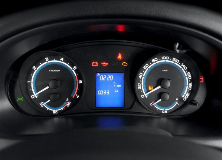 Technische Daten und Spezifikationen für VAZ (Lada) Priora I Sedan Restyling - picture 8