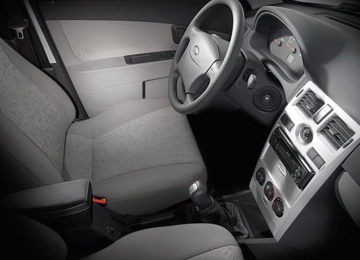 Technische Daten und Spezifikationen für VAZ (Lada) Priora Sedan - picture 6